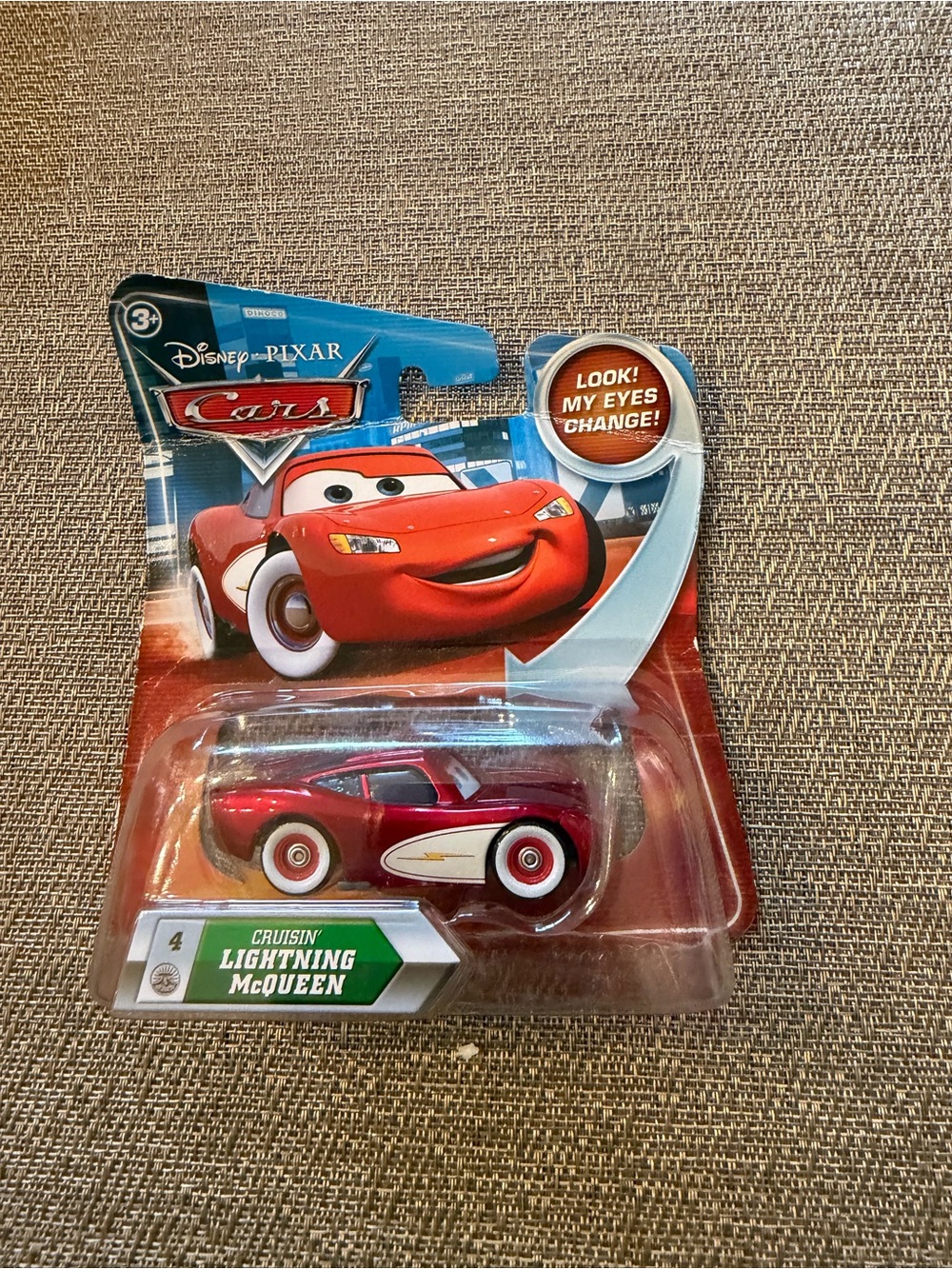 Disney‎ Cars Pixar Cruisin Lightning McQueen New in Package Dye Cast Car